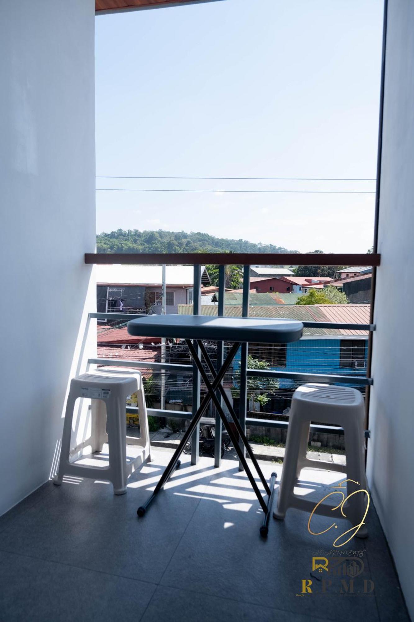 Cj Apartments Olongapo Luaran gambar